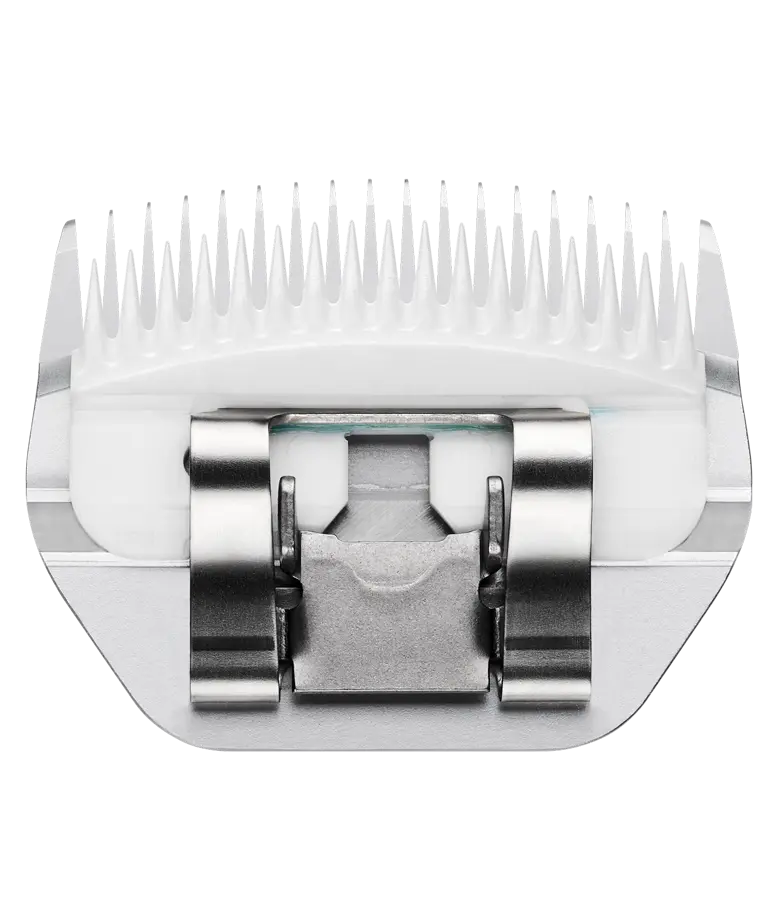 Andis coarse blending clipper blade with a straight back design, ideal for seamless blending in hair cutting.